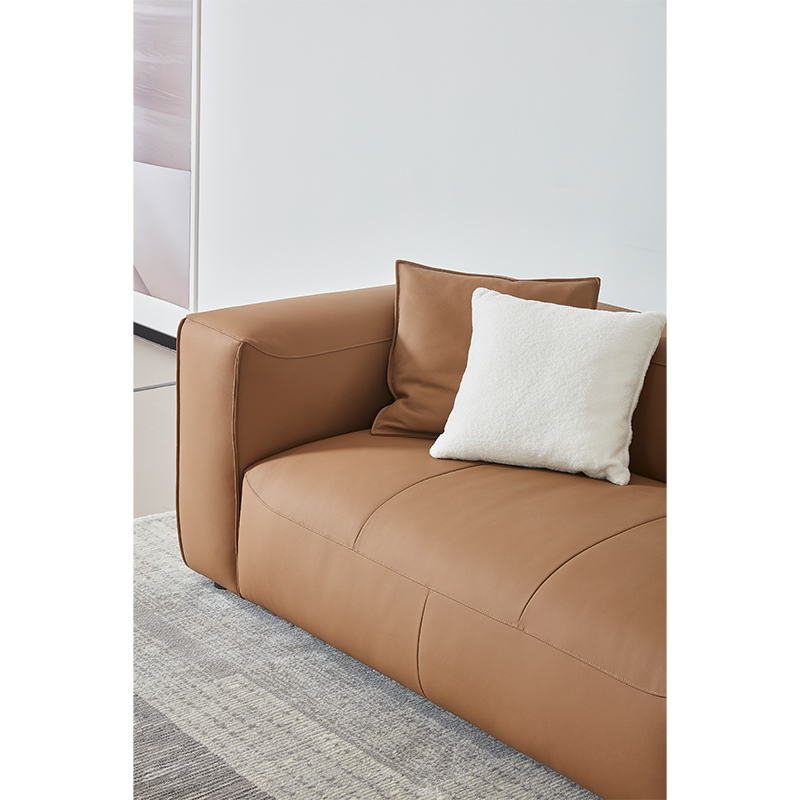 How can I repair and restore the wrinkles that appear on a leather sofa after long-term use?